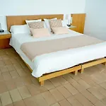 Iris Zahara 4*